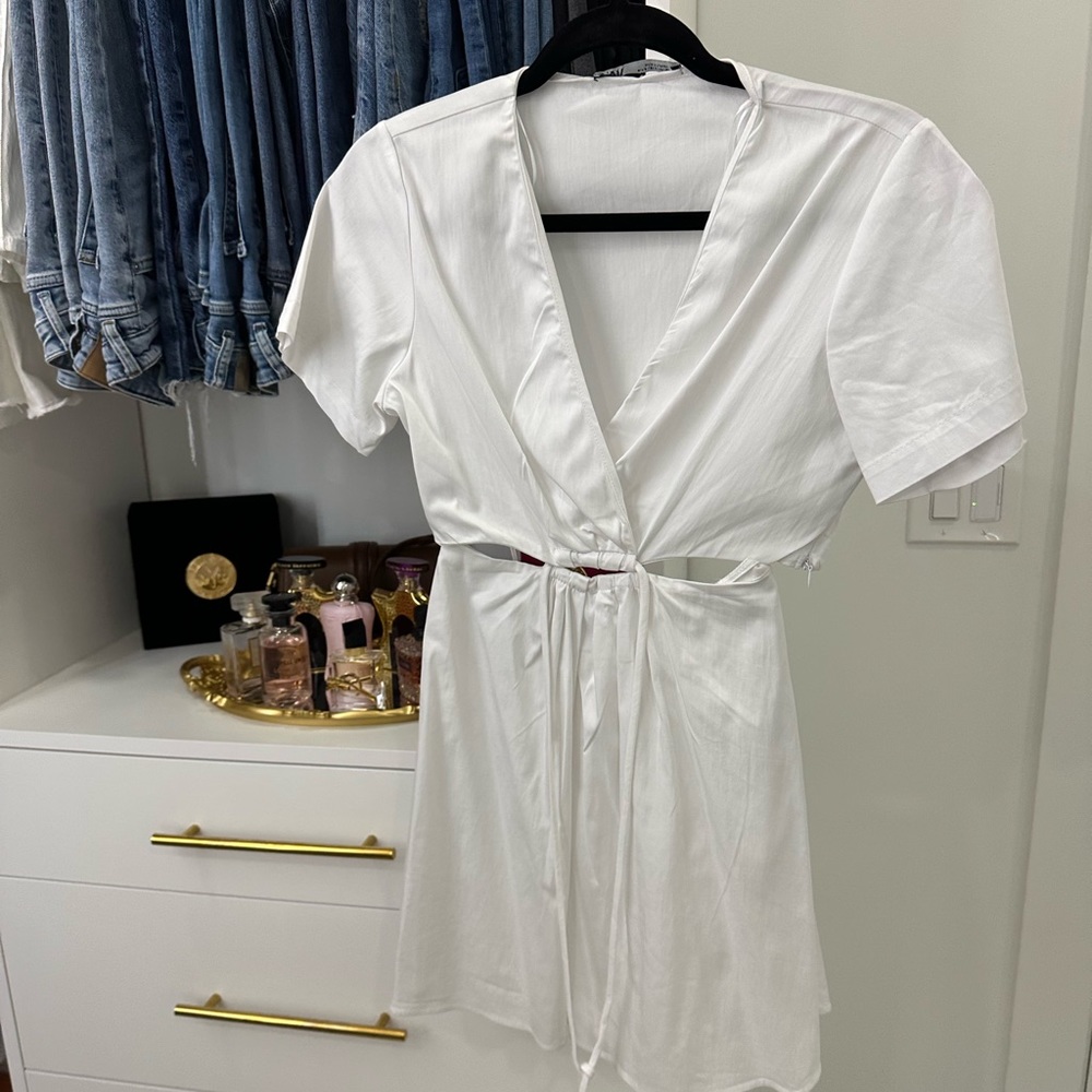 cut out zara dress